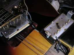 Gibson ES-345 sunburst 1970 Patent-Label pickups PICT0896.jpg